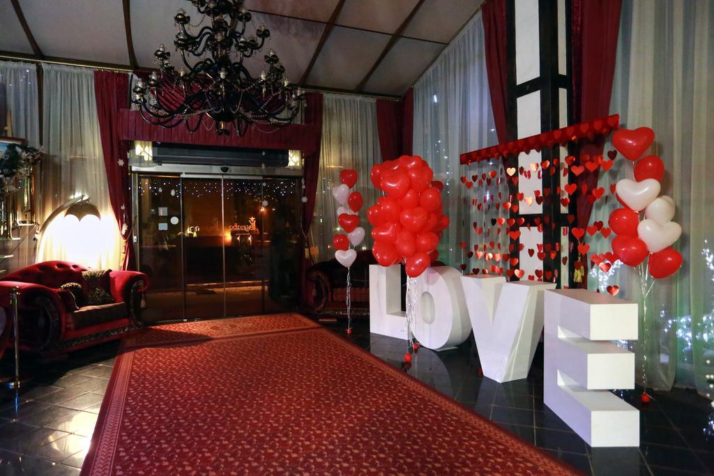 Deluxe Hotel Kupava Lviv Eksteriør bilde